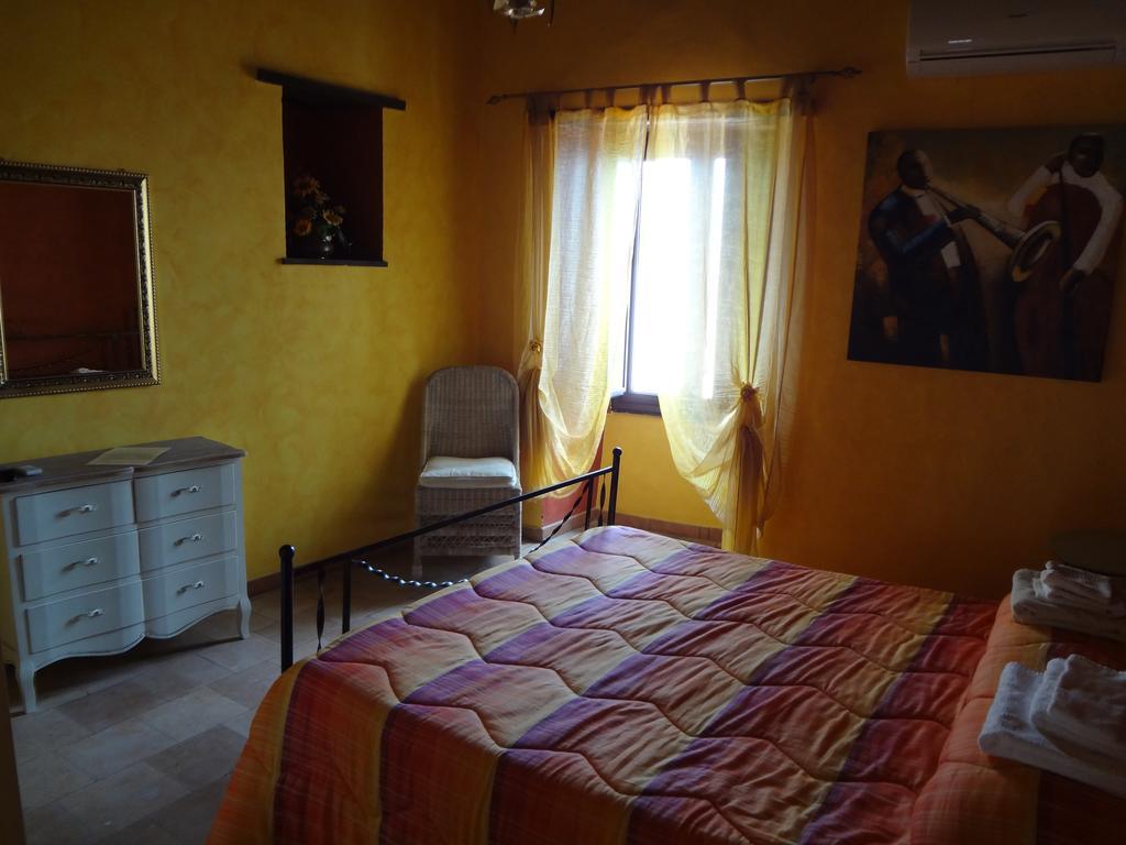 سكاليا B&B Nonna Ida الغرفة الصورة